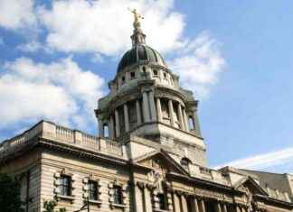 Fatal Stabbing at Seven Sisters Tube Station: What Happened? news-13082024-172736