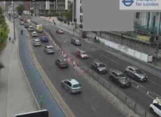 Travel Chaos Caused by High Street Crash: Recap and Updates news-13082024-232514