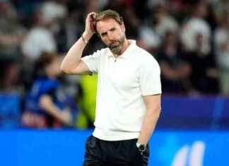 Gareth Southgate Resigns as England Manager for ‘New Chapter’ news-15082024-232343