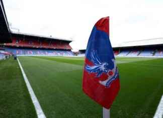 Crystal Palace forward evaluating transfer options amidst domestic and international interest news-16082024-112735