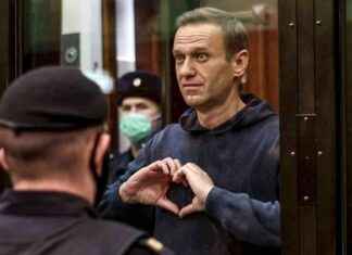 Russian Authorities Decline to Investigate Navalny’s Death news-16082024-112758