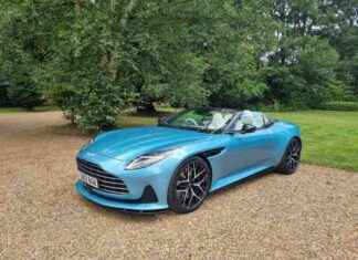 Aston Martin DB12 Volante Review: Is it the Ultimate GT Expression? news-17082024-113526