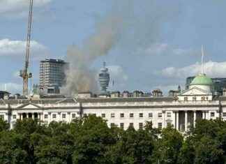 Somerset House Fire: Live Updates with 125 Firefighters on Scene news-17082024-173506