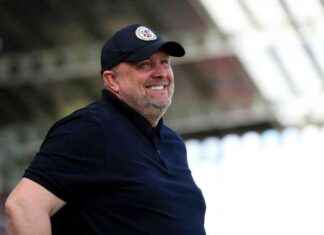 Bromley AFC Wimbledon Match: Ravens Maintain Perfect League Two Start news-17082024-173610