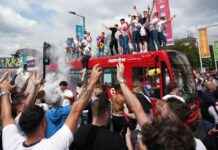 ‘Relive the Chaos: New Netflix Film Depicts 2020 Euro’s Final Riots’ news-28082024-001216