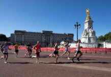 Track Friends and Family Running London Marathon: Tips and Tools news-31082024-003255