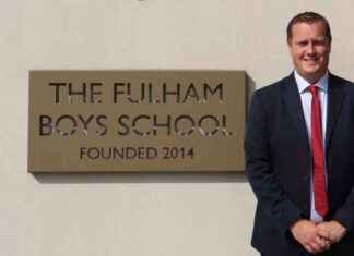 Smartphone Ban Implemented at Fulham School in Alignment with Southwark Neighbors news-03092024-125044