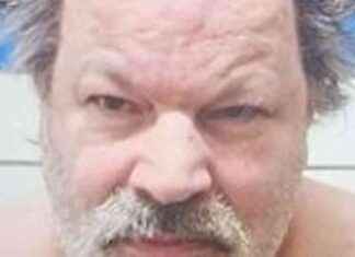 Family Forced to Throw Baby Out of Window as Neighbor Sets Fire to Flats news-10092024-214906