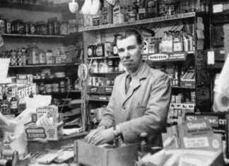 70 Years in Business: Croydon Hardware Store Owned by Three Generations news-17092024-122149