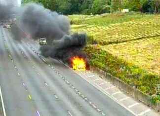 M25 Traffic Chaos: Huge Van Fire Halts All Traffic news-18092024-130048