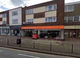 New Title: Peri-Peri Chicken Restaurant Potential Opening in Hornchurch news-21092024-212308