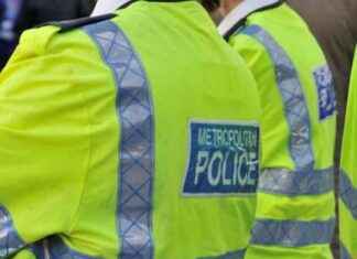 The Role of Police in Society: Social Refuse Collection and Public Safety news-23092024-014443