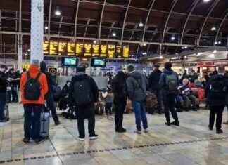 London Train Station Closed Due to Fire Alert: Live Updates and Latest News news-14102024-144826