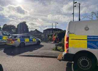 Person Hit by Train: LIVE Updates Slade Green to Erith news-18102024-162639