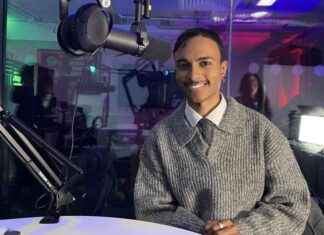 Celebrity Fashion Illustrator Revisits Alma Mater for Inspiring Homecoming news-29102024-185525