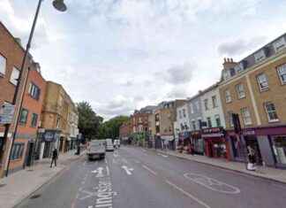 Hackney Road Closed After Lorry Crash: Traffic Updates & More news-02112024-064523