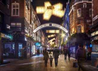 Epic Carnaby Street Christmas Light Celebration: A Complete Guide news-04112024-023413