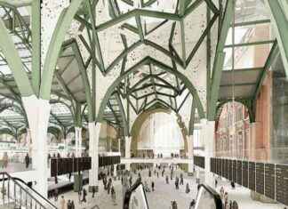 Charles Wright: The Importance of Change at Liverpool Street news-05112024-234537