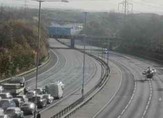 M25 Closed Due to Serious Crash and Fuel Spillage – Updates news-18112024-003448