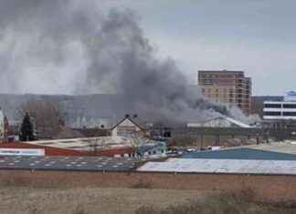 Fire in Rainham: Live Updates on Thick Smoke Rising fire-in-rainham-live-updates-on-thick-smoke-rising