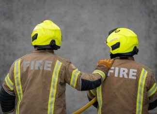 Investigation underway into Mitcham garden shed fire spreading to nearby flats news-03122024-034426