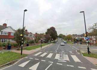 Police close busy road in Sudbury Hill due to machete incident police-close-busy-road-in-sudbury-hill-due-to-machete-incident