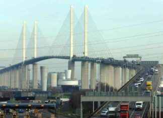Traffic Chaos: Dartford Crossing Crash Causes Delays and Lane Closures traffic-chaos-dartford-crossing-crash-causes-delays-and-lane-closures