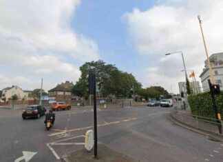 Police Incident Closes Busy Road in Barking: Live Updates police-ncident-closes-busy-road-in-barking-live-updates