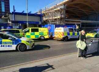 Police Incident Shuts Colindale Station – Northern Line Update police-ncident-shuts-colindale-station-northern-line-update