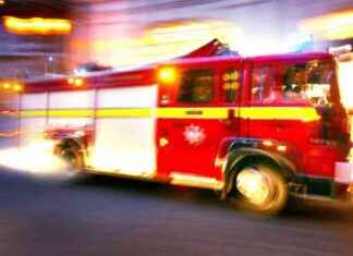 Fire at Hackney Flat Block Sends Woman to Hospital fire-at-hackney-flat-block-sends-woman-to-hospital