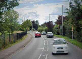 Police Seal Off Road Near West London Park: LIVE Updates police-seal-off-road-near-west-london-park-lve-updates